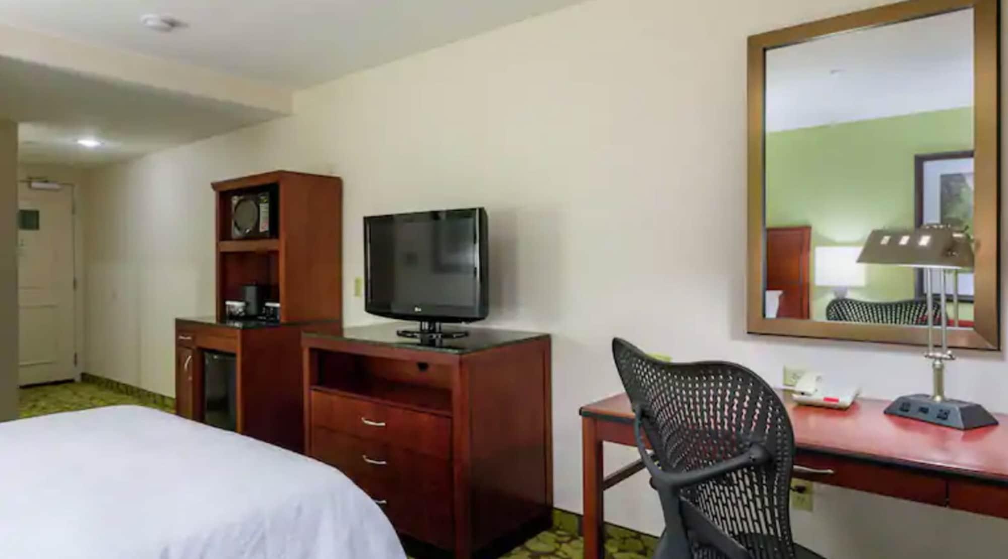 Hilton Garden Inn Queens/Jfk Нью-Йорк Екстер'єр фото