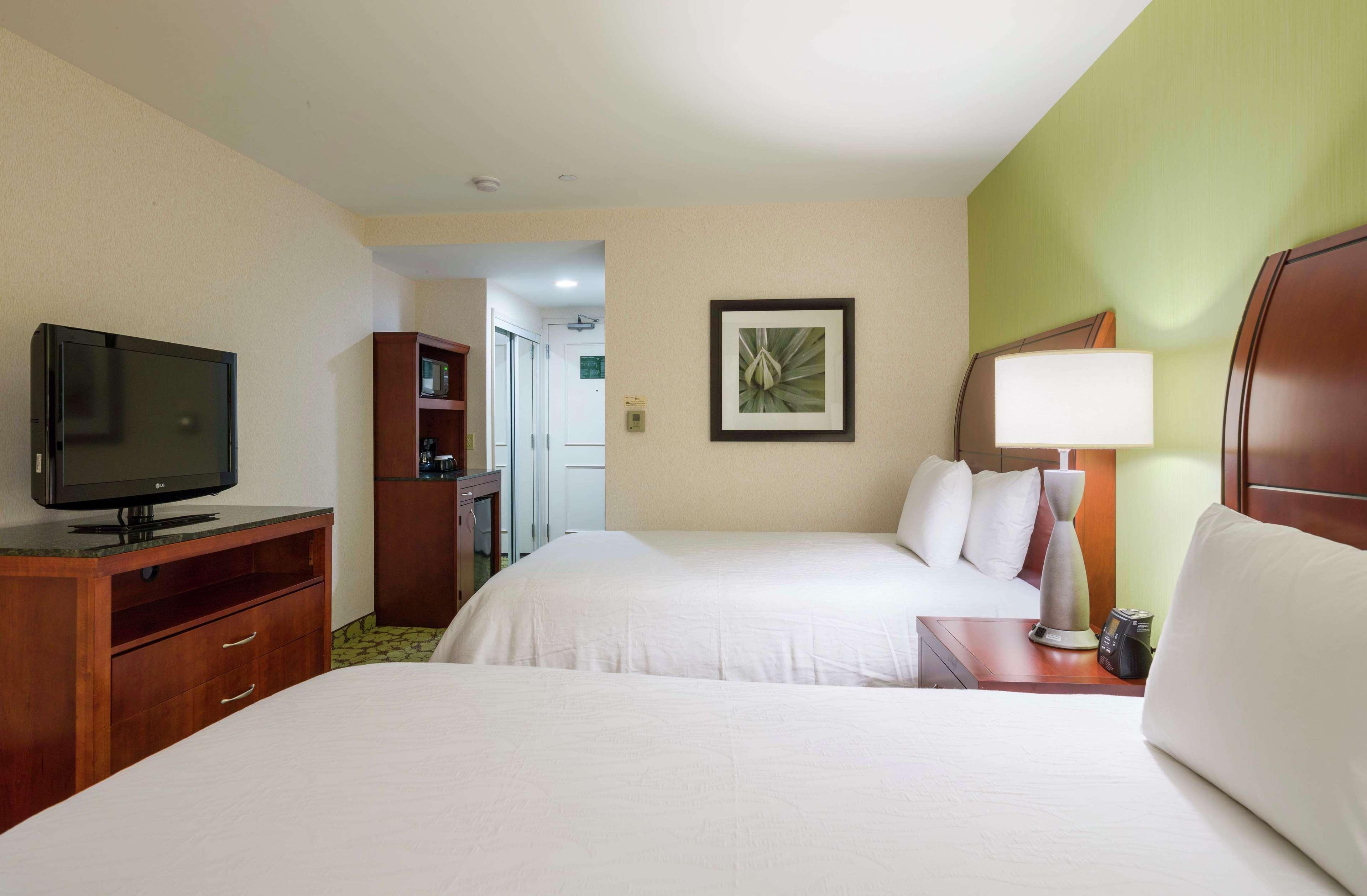 Hilton Garden Inn Queens/Jfk Нью-Йорк Екстер'єр фото