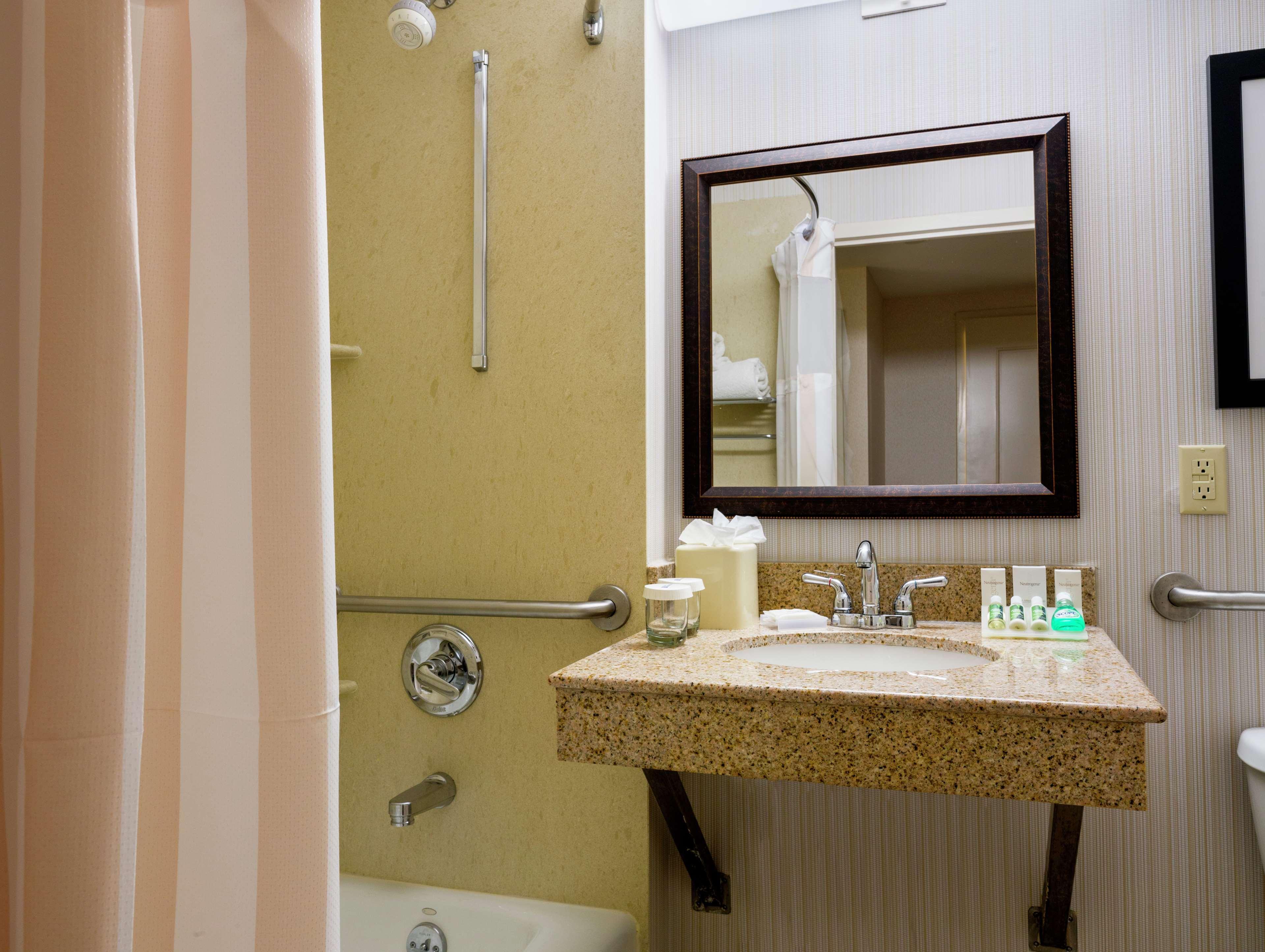 Hilton Garden Inn Queens/Jfk Нью-Йорк Екстер'єр фото